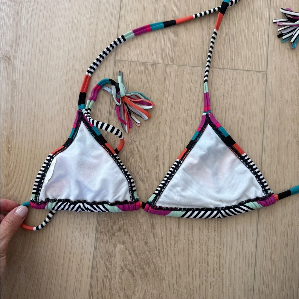 Roxy Multicolor Striped Bikini Top - Picture 2 of 2